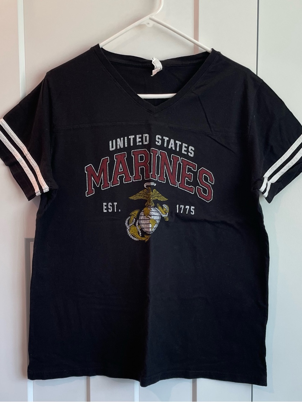 Women’s Black United States Marines Graphic V-Neck Tee